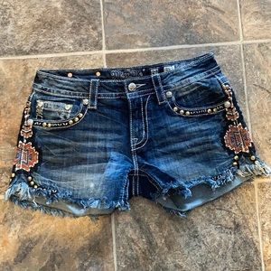Women’s Miss Me shorts waist size 29